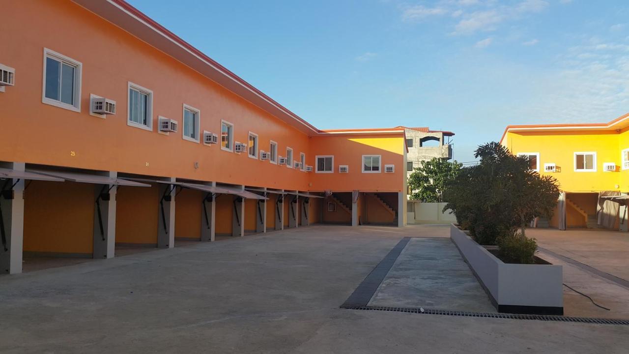 Ukl Ever Resort Hotel Laoag Ngoại thất bức ảnh