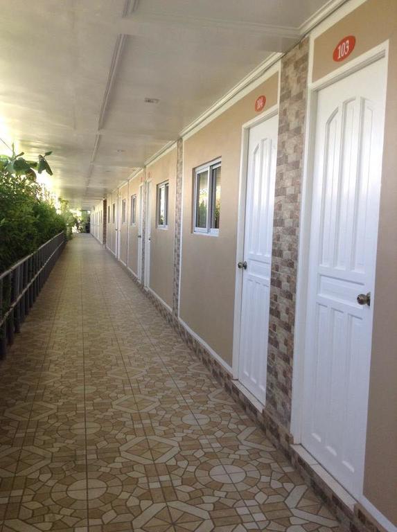 Ukl Ever Resort Hotel Laoag Ngoại thất bức ảnh