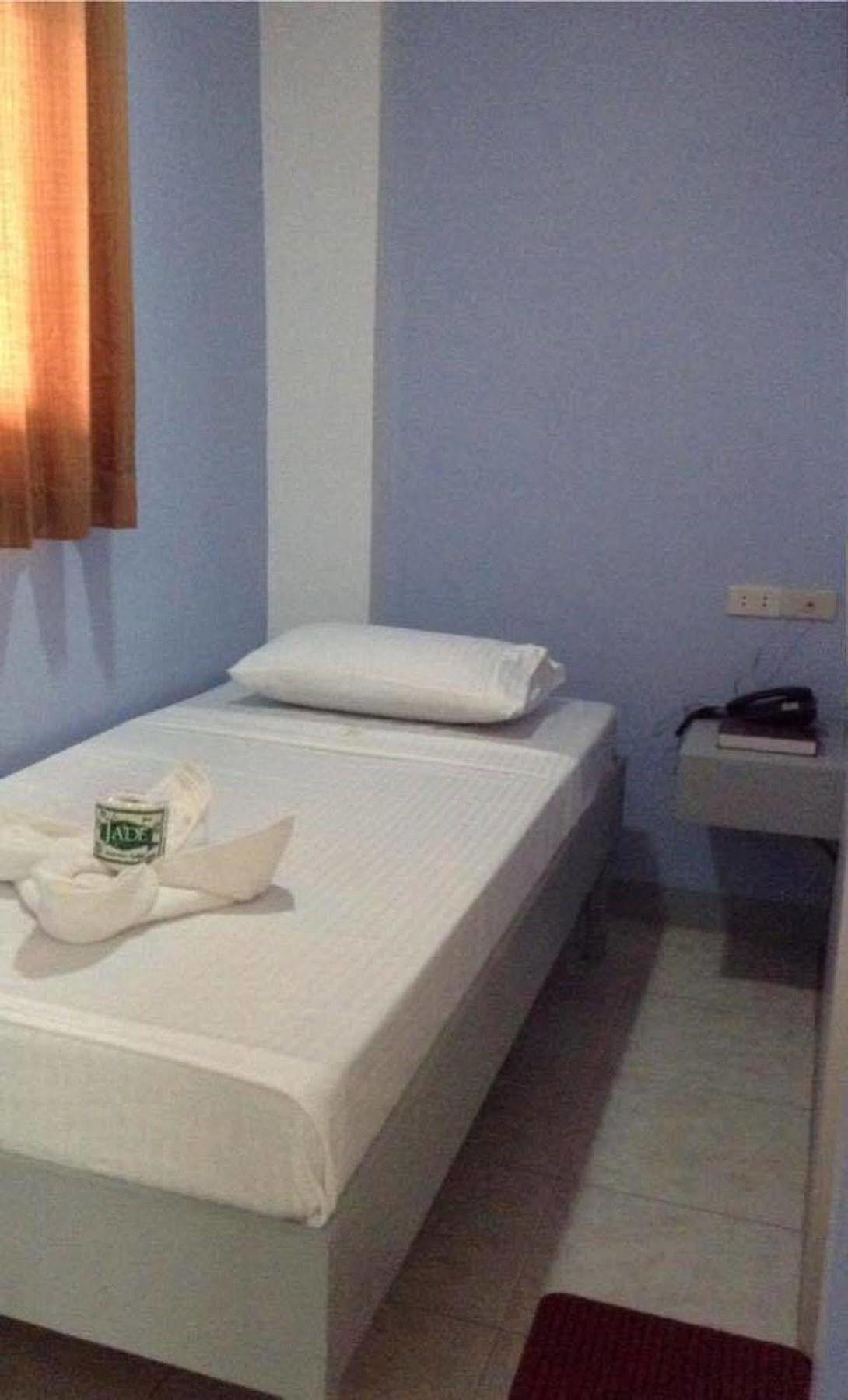 Ukl Ever Resort Hotel Laoag Ngoại thất bức ảnh